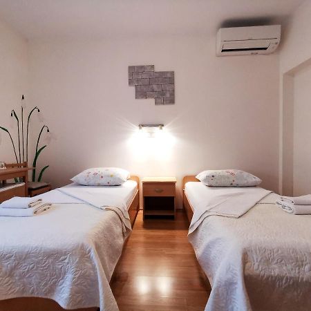 Guest House Il Giardino Duplancic Split Ngoại thất bức ảnh
