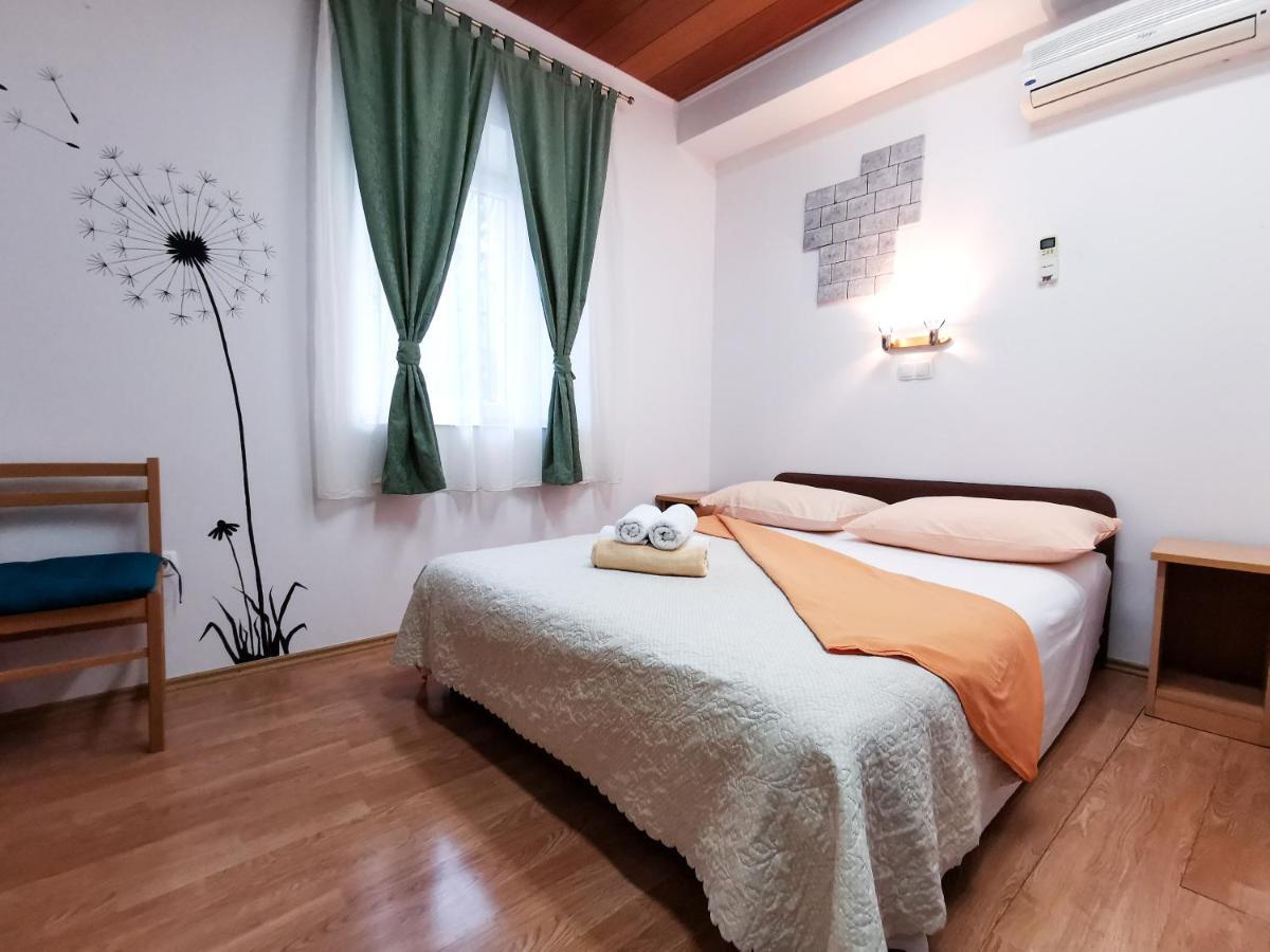 Guest House Il Giardino Duplancic Split Ngoại thất bức ảnh