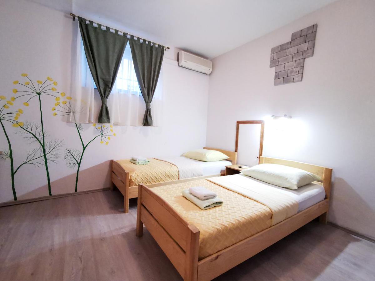 Guest House Il Giardino Duplancic Split Ngoại thất bức ảnh
