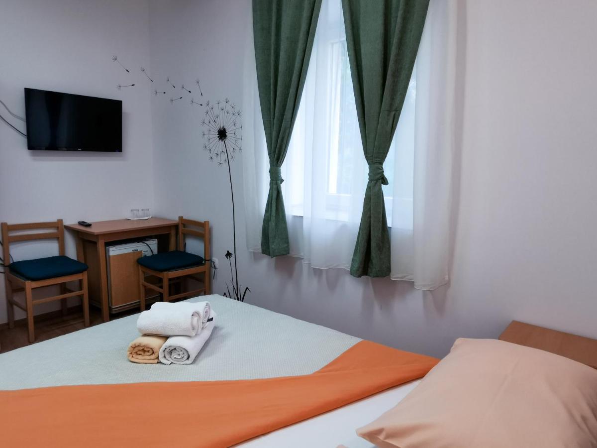 Guest House Il Giardino Duplancic Split Ngoại thất bức ảnh
